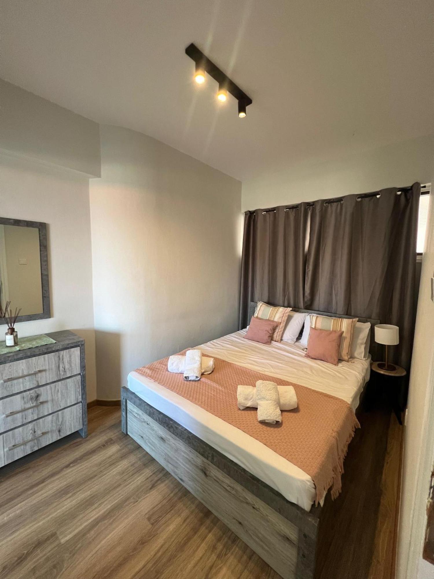 Azul Sea View Apartment Larnaca Exterior foto