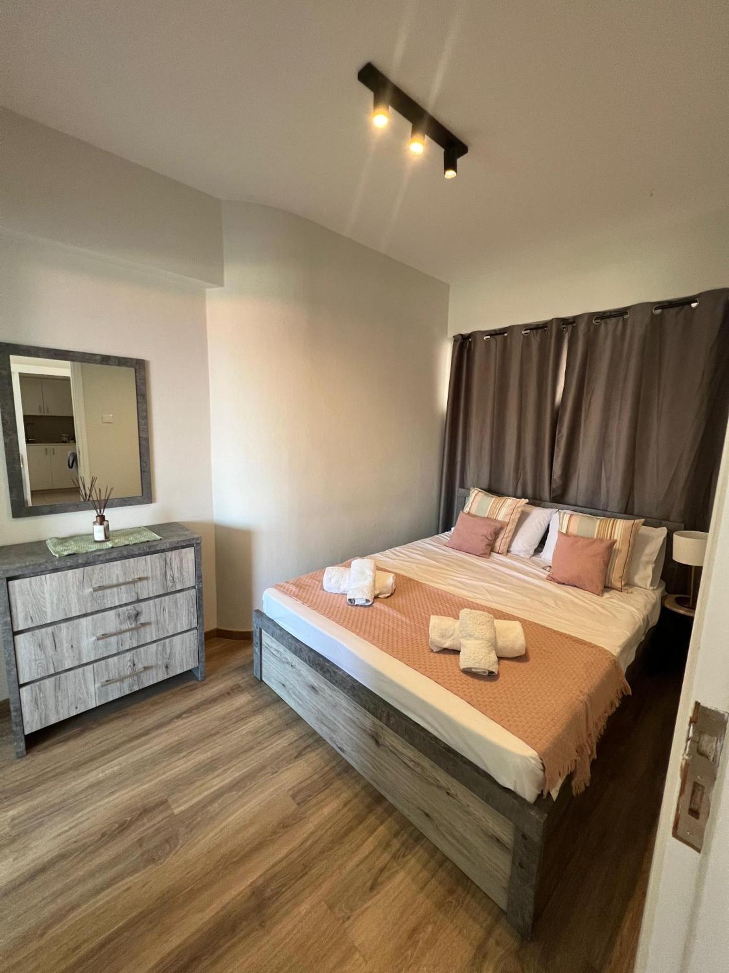 Azul Sea View Apartment Larnaca Exterior foto