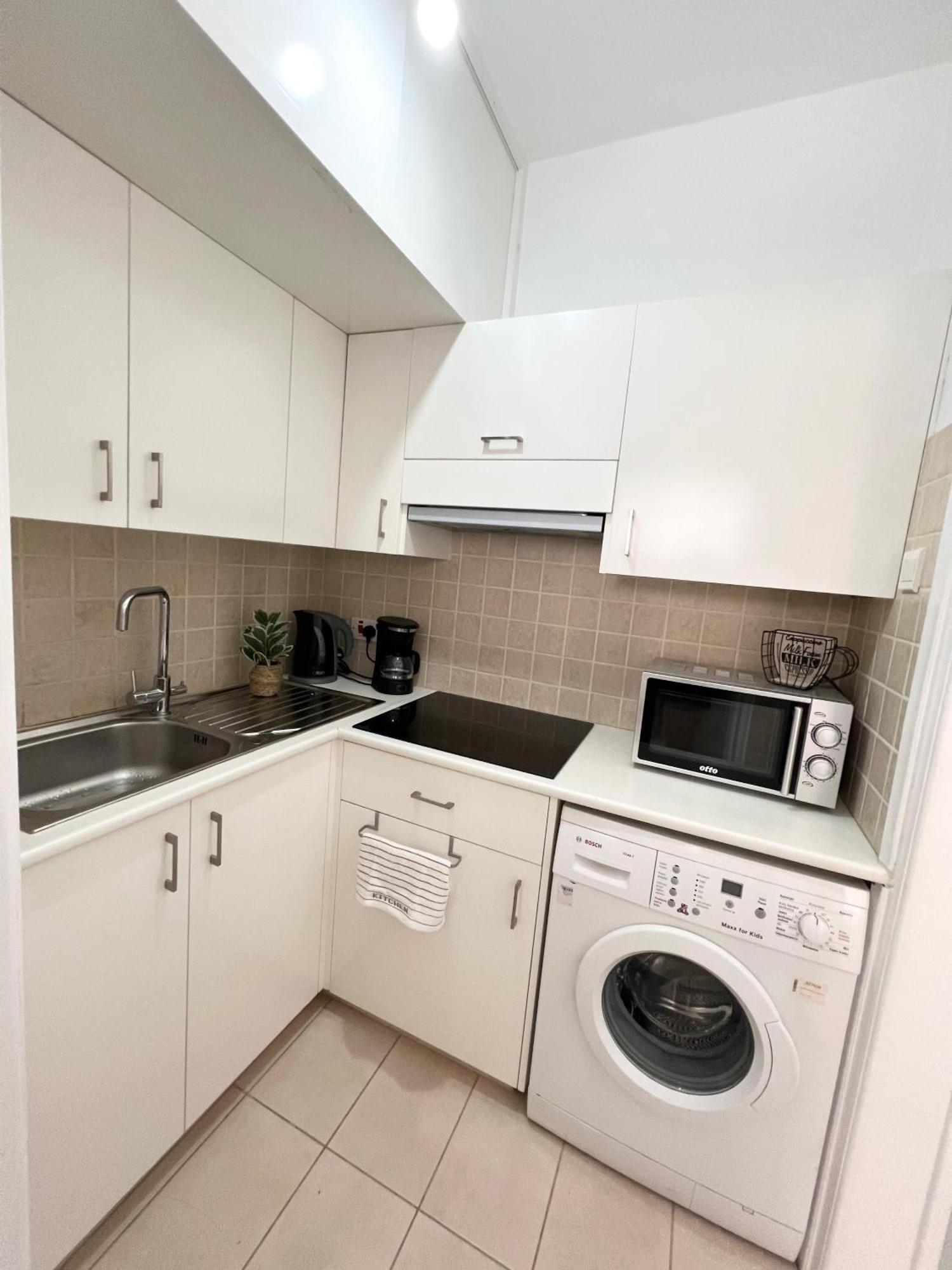 Azul Sea View Apartment Larnaca Exterior foto